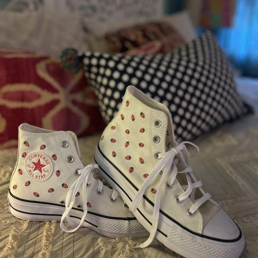 Converse White Sneakers with Strawberry Pattern - Brand New